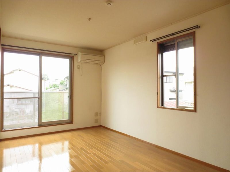 居室・リビング　※別部屋参考写真