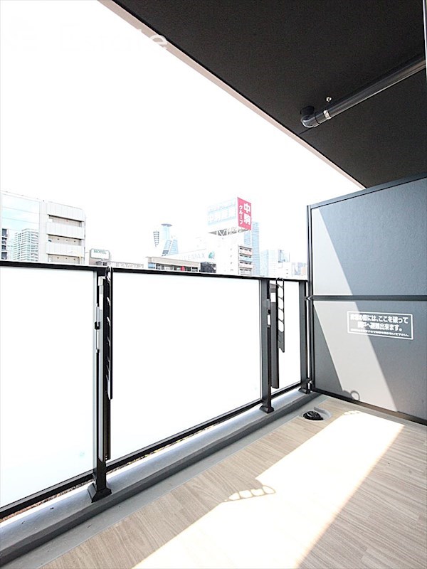 バルコニー　バルコニー