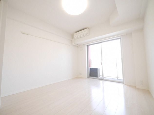 その他部屋・スペース　★明るい洋室★