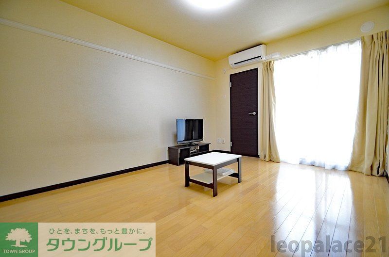 居室・リビング　設備・仕様は号室により異なる為、現況を優先致します。