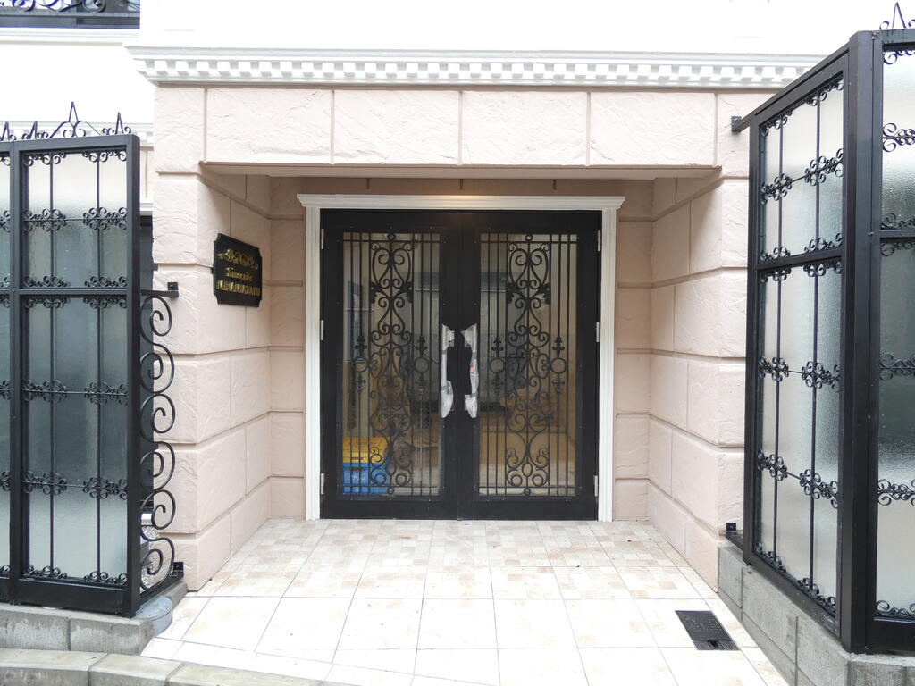 エントランス　エントランス