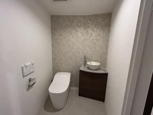 トイレ　トイレ