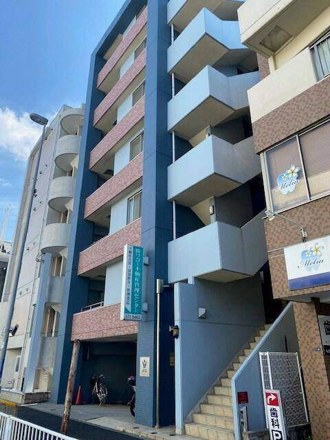 建物外観　外観タイル張りです