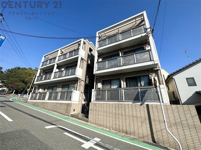 建物外観　敷地内に駐輪場あり！