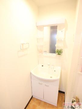 洗面設備　洗髪洗面化粧台