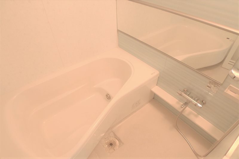 バス・シャワールーム　お風呂で日々の疲れを落としましょう