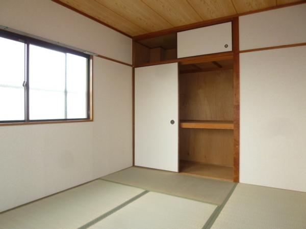 その他部屋・スペース　押入れ幅もあって綺麗な畳です♪
