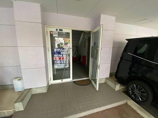 エントランス　エントランス部分