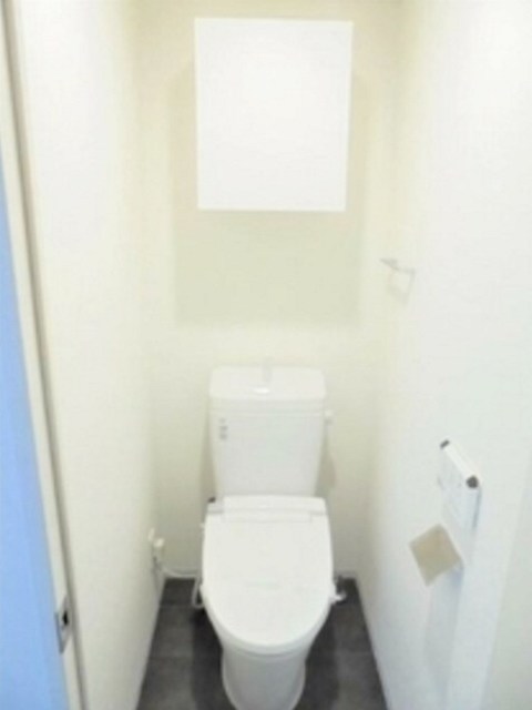 トイレ　別部屋同仕様タイプ