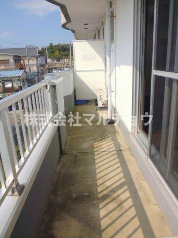 バルコニー　落ち着いた時間を過ごせるバルコニーです