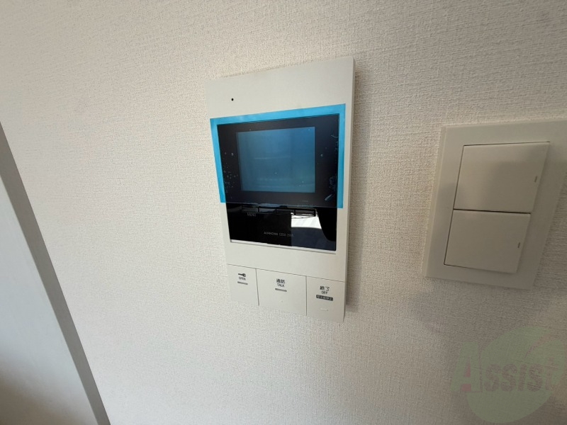 セキュリティ　ＴＶモニター付インターホンです。来客者の顔が見えるので安心！