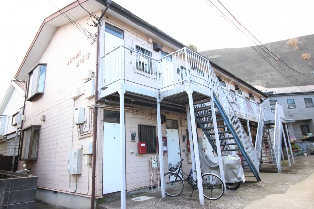 建物外観　弘明寺駅から徒歩5分！２沿線利用できます
