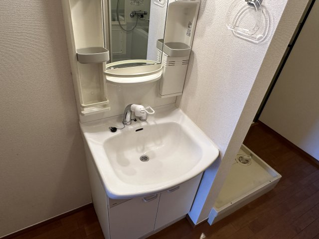 洗面設備　同建物別室参考写真