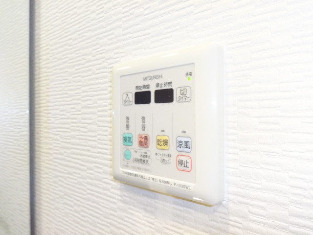 その他設備　浴室乾燥機まであって、梅雨時期でも安心。