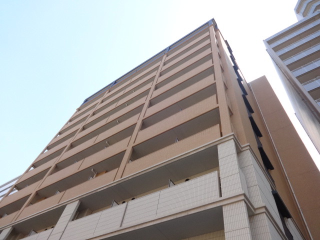 建物外観　３路線利用ＯＫ☆最寄り駅まで徒歩３分の好立地♪