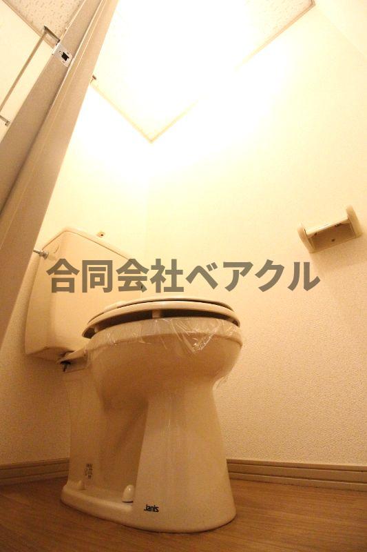 トイレ　コンパクトで使いやすいトイレです
