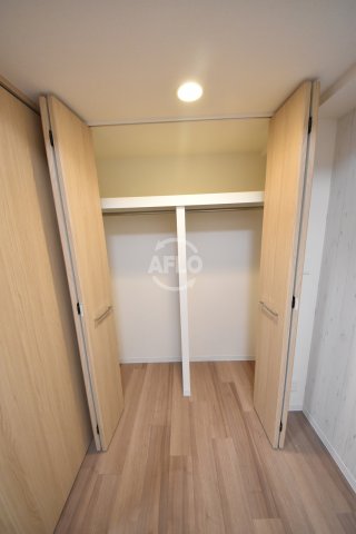 収納　プレサンス梅田東グラッド　クローゼット