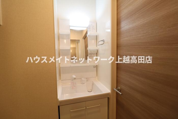 洗面設備　洗髪洗面化粧台