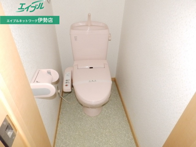 トイレ　同型タイプ