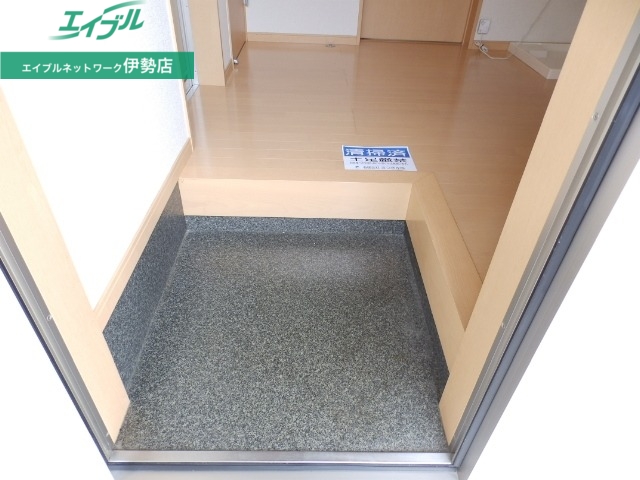 玄関　同型タイプ