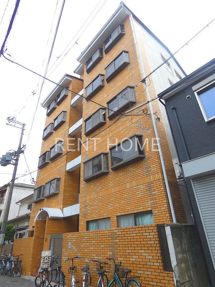 建物外観　鉄骨造５階建てマンション