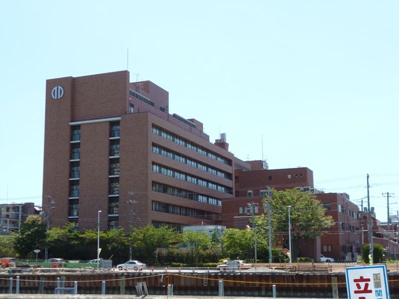 病院　順天堂大学医学部附属浦安病院（病院）まで989m