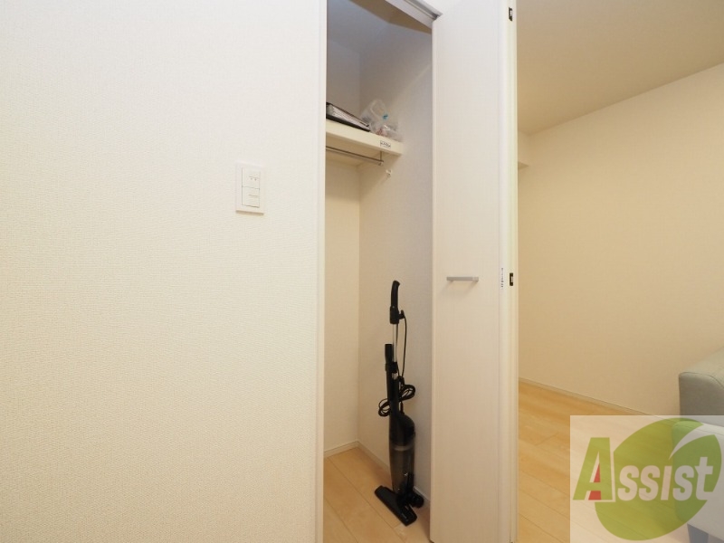 収納　収納もバッチリあるのでお部屋が片付きますよ！