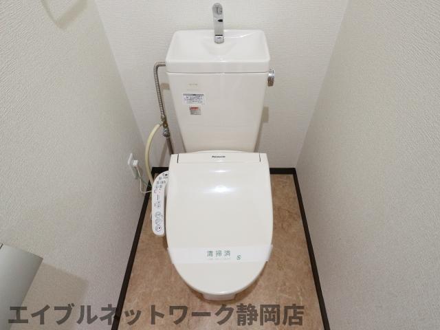 トイレ　ゆったりとした空間のトイレです