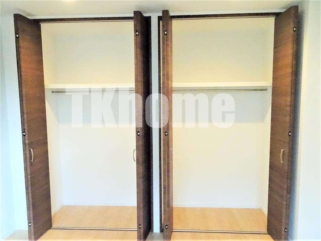 収納　大型クローゼット　各部屋にあります☆