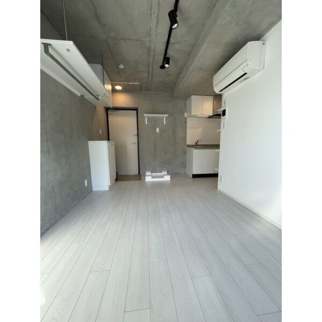 居室・リビング　フローリングのお部屋