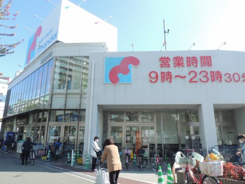 スーパー　mandai(万代) 福島吉野店（スーパー）まで125m