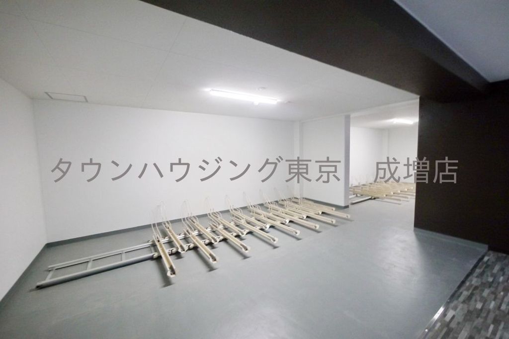 その他共有部分　駐車場