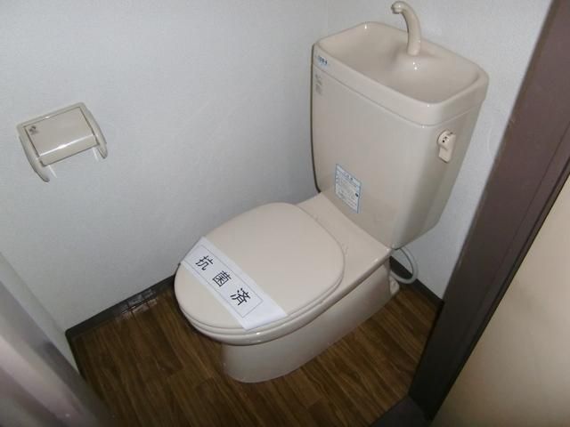 トイレ　★清潔感のあるトイレです★