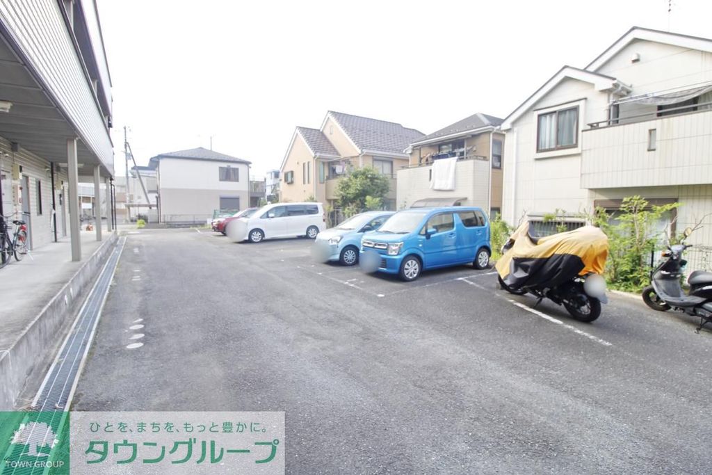 駐車場　駐車場