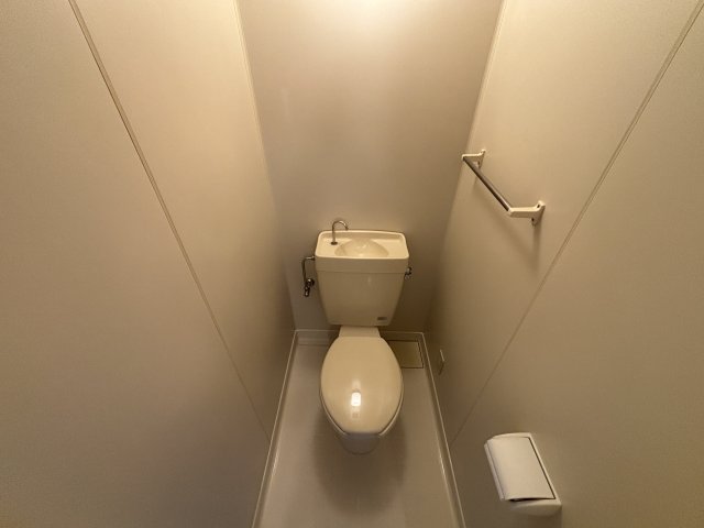 ノベラ海岸通のトイレ写真