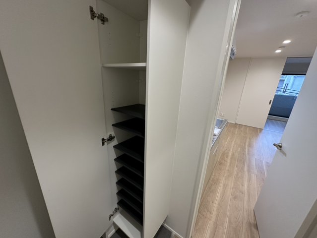 玄関　同メーカー施工イメージ