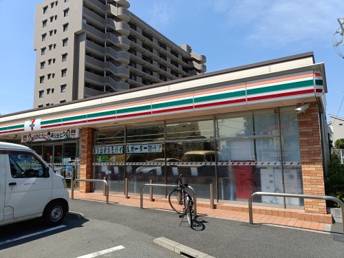 コンビニ　セブンイレブン 船橋海神町南店（コンビニ）まで267m