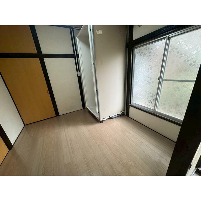 ＪＲ南武線 小田栄駅 徒歩2分 2階建 築52年の内装写真