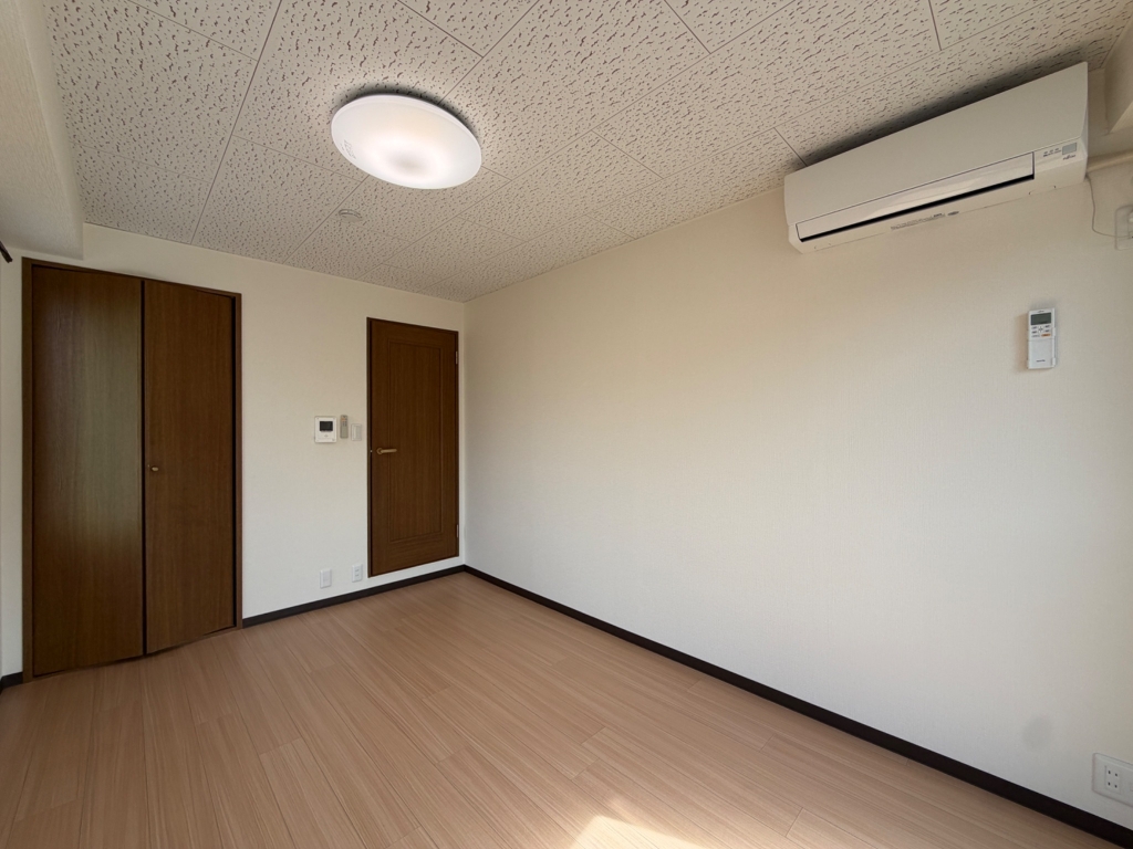 阪神本線 芦屋駅 徒歩6分 3階建 築31年の内装写真