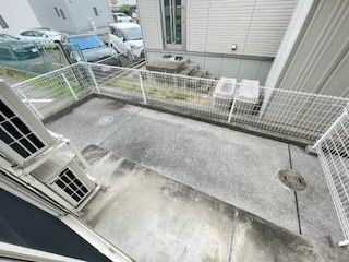 バルコニー　南向きのベランダ