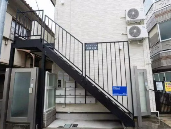 AP1168 ポンデロッサ学芸大学の外観写真