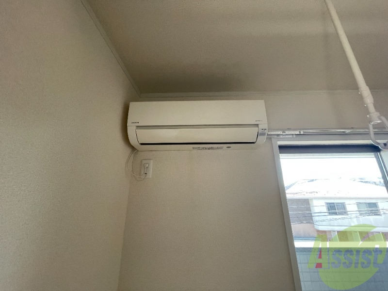 その他設備　リビングにエアコンが付いているため部屋の温度の調節が可能です