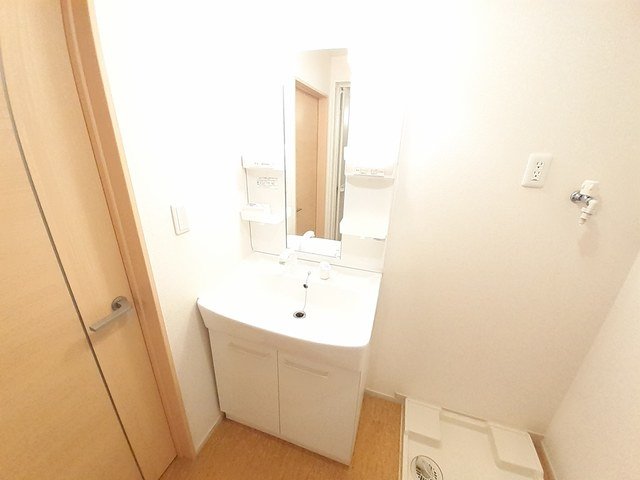 洗面設備　広い洗面スペース