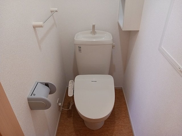 トイレ　シンプルで使いやすいトイレです