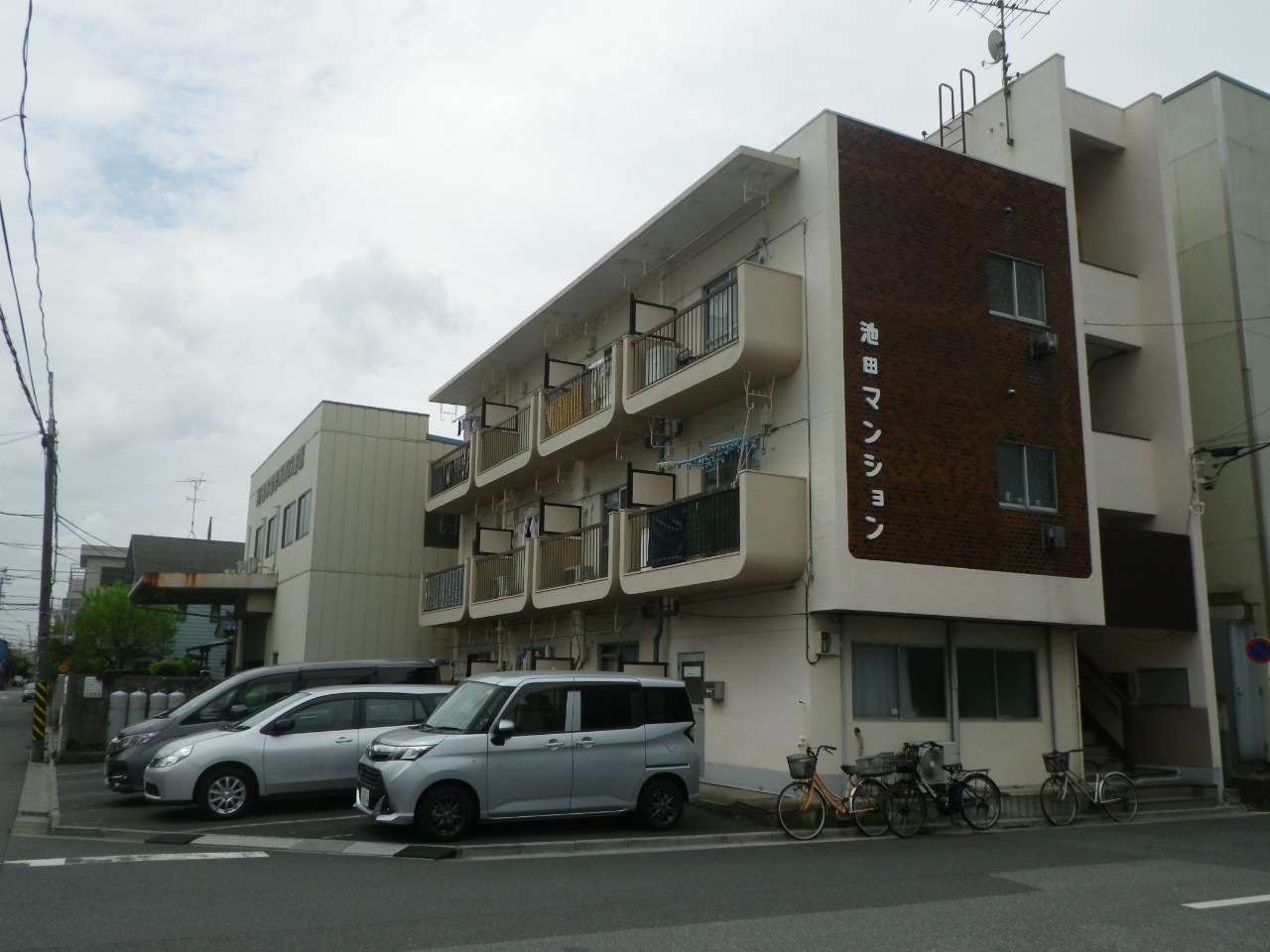 池田マンションの建物外観