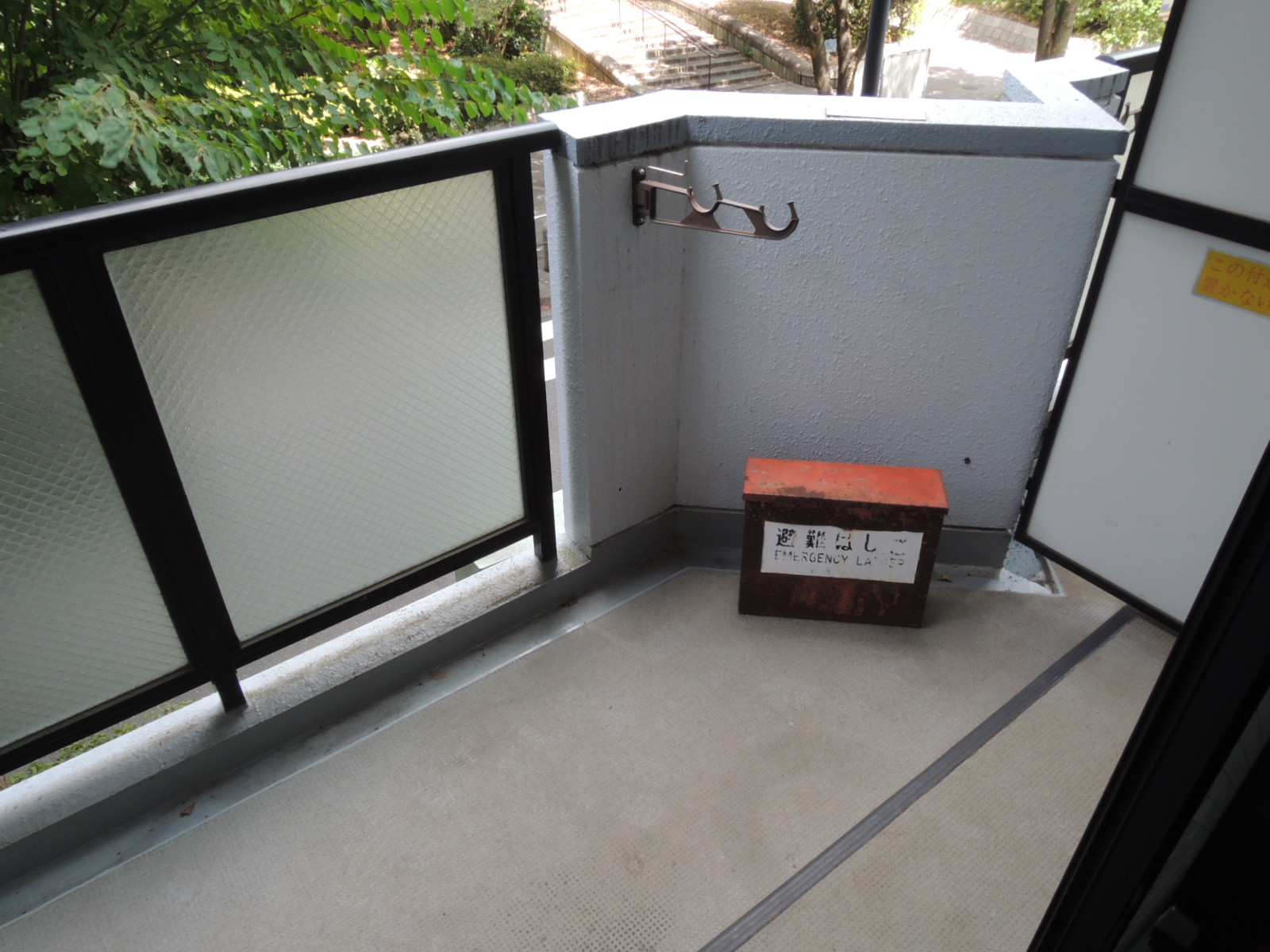 バルコニー　バルコニー