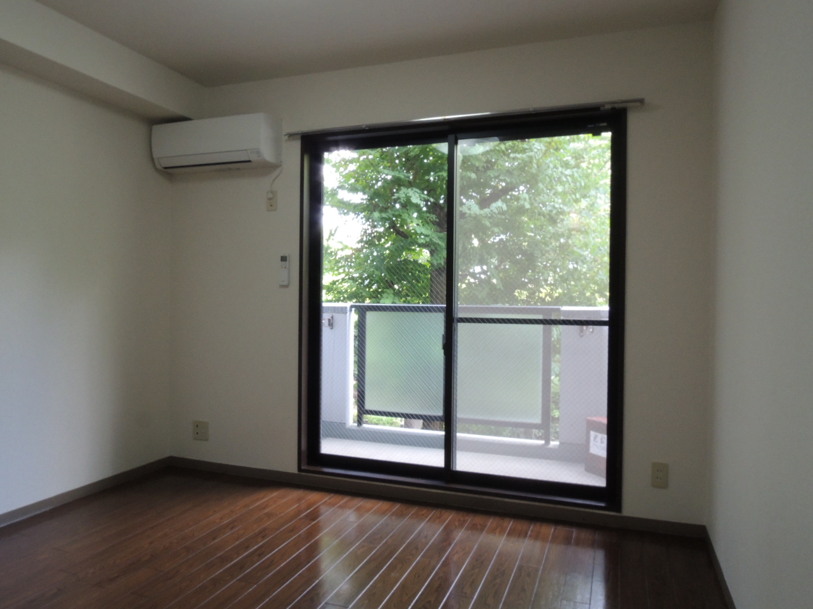 居室・リビング　洋室5.8帖