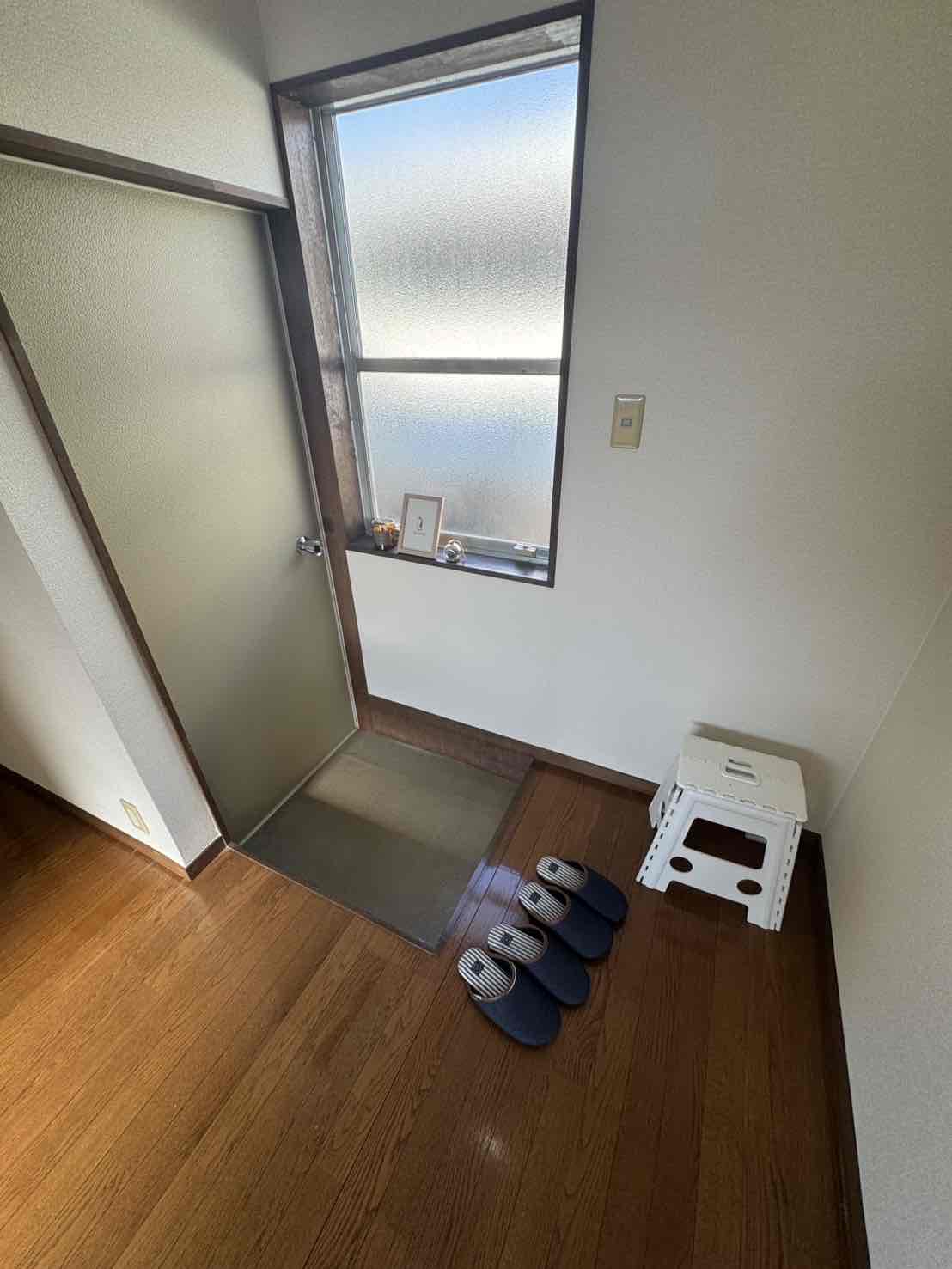 玄関　インターホン有り