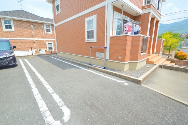 小学校　広島市立矢野南小学校（小学校）まで456m