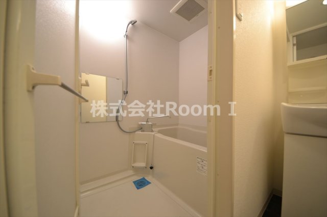 バス・シャワールーム　お風呂です